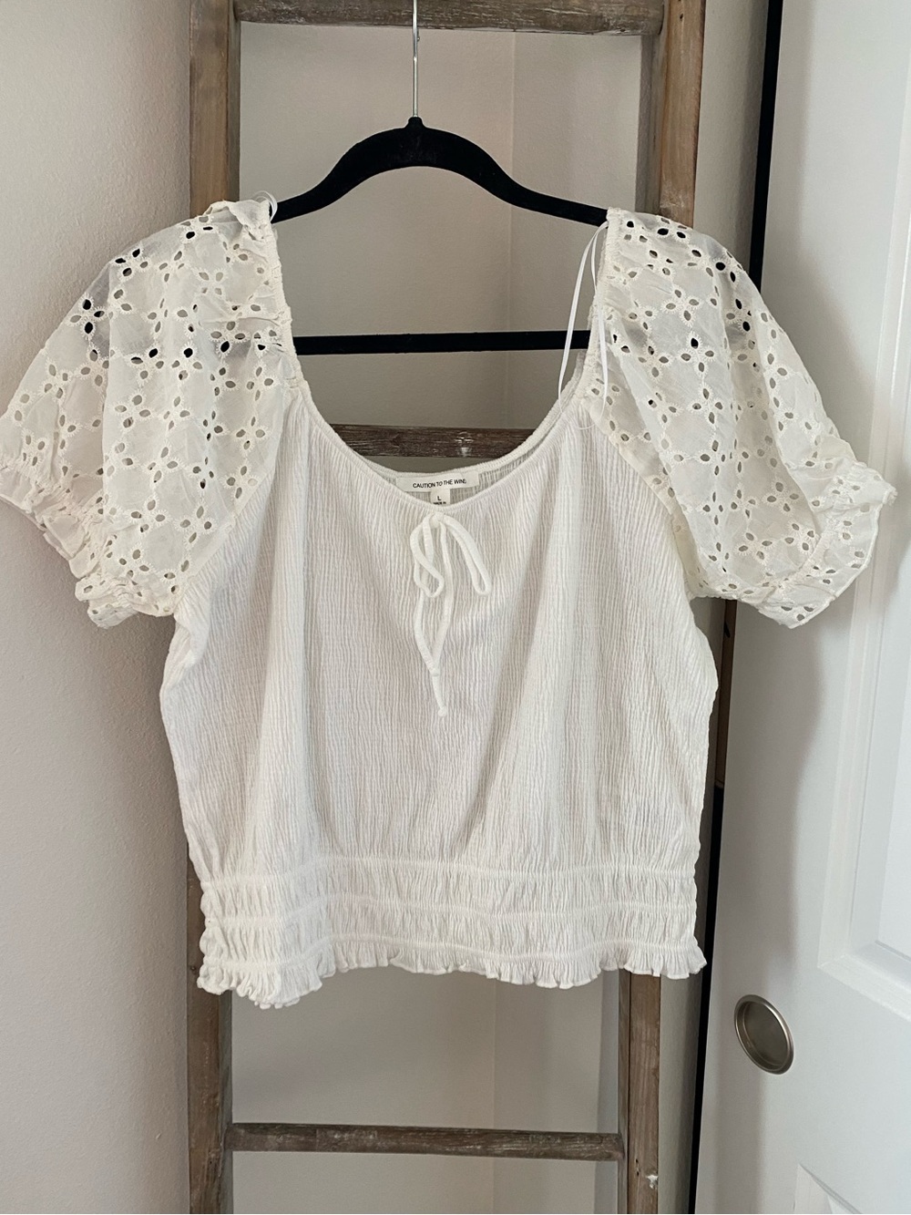 Women's White Eyelet Puff Sleeve Top - Casual Summer Blouse